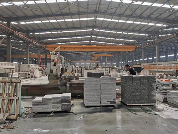 实景工厂实景工厂实景新闻资讯主要生产销售无机水磨石,岗石等产品